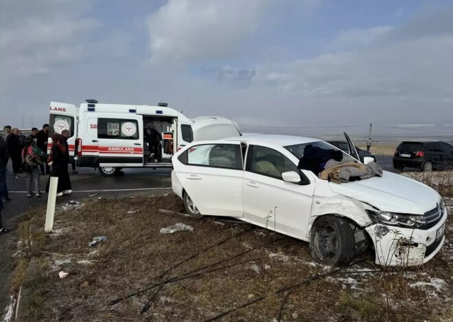 Ağrı’da Trafik Kazaları: 4 Yaralı