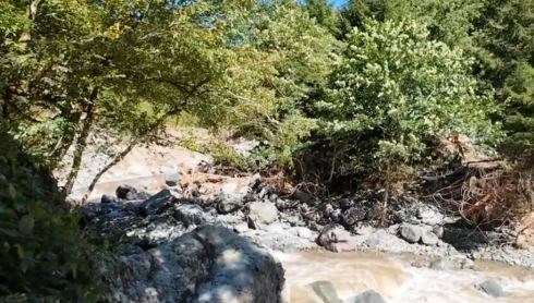 asirlara meydan okuyan tarihi kopru sel sularina kurban gitti d8UdM5qf