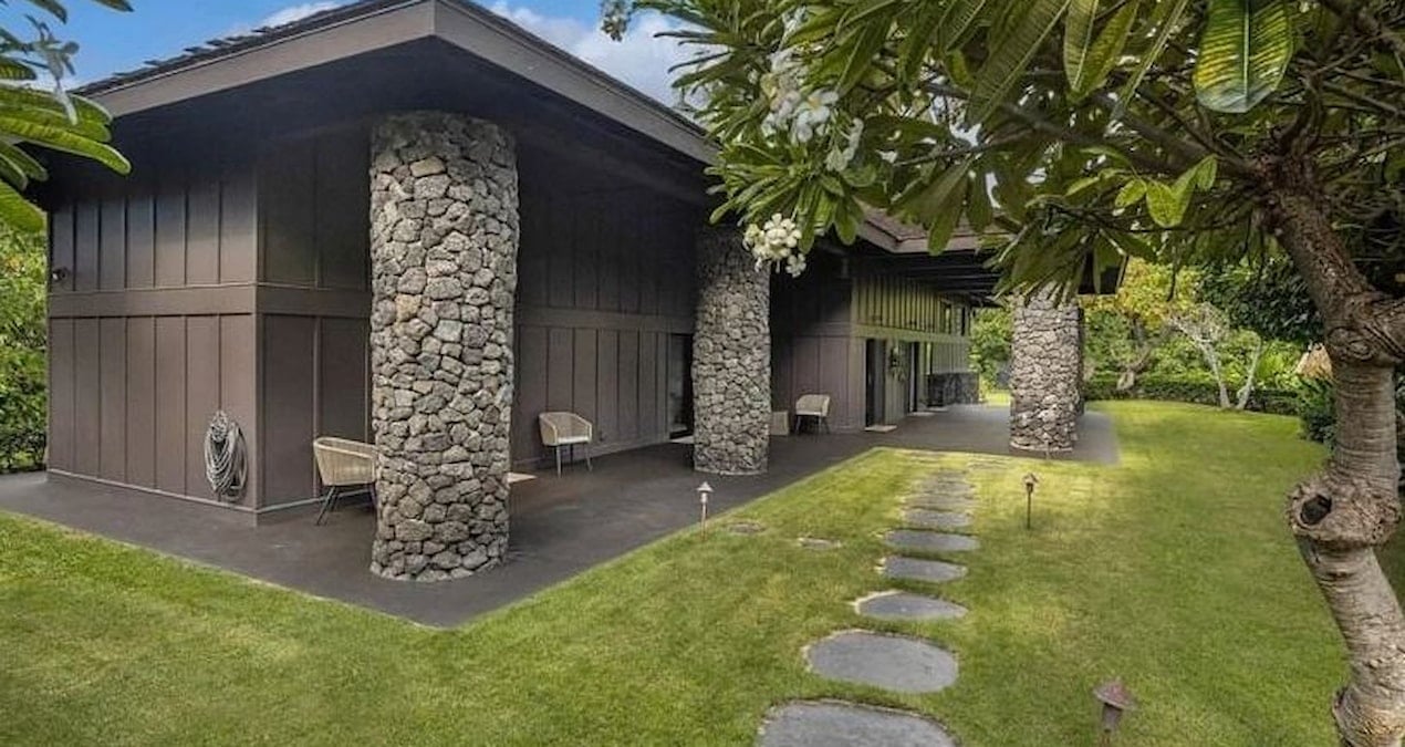 unlu milyarder luks malikanesini rekor fiyata satiyor evin vergisiyle istanbulda 5 daire alinir fmXz1wCk